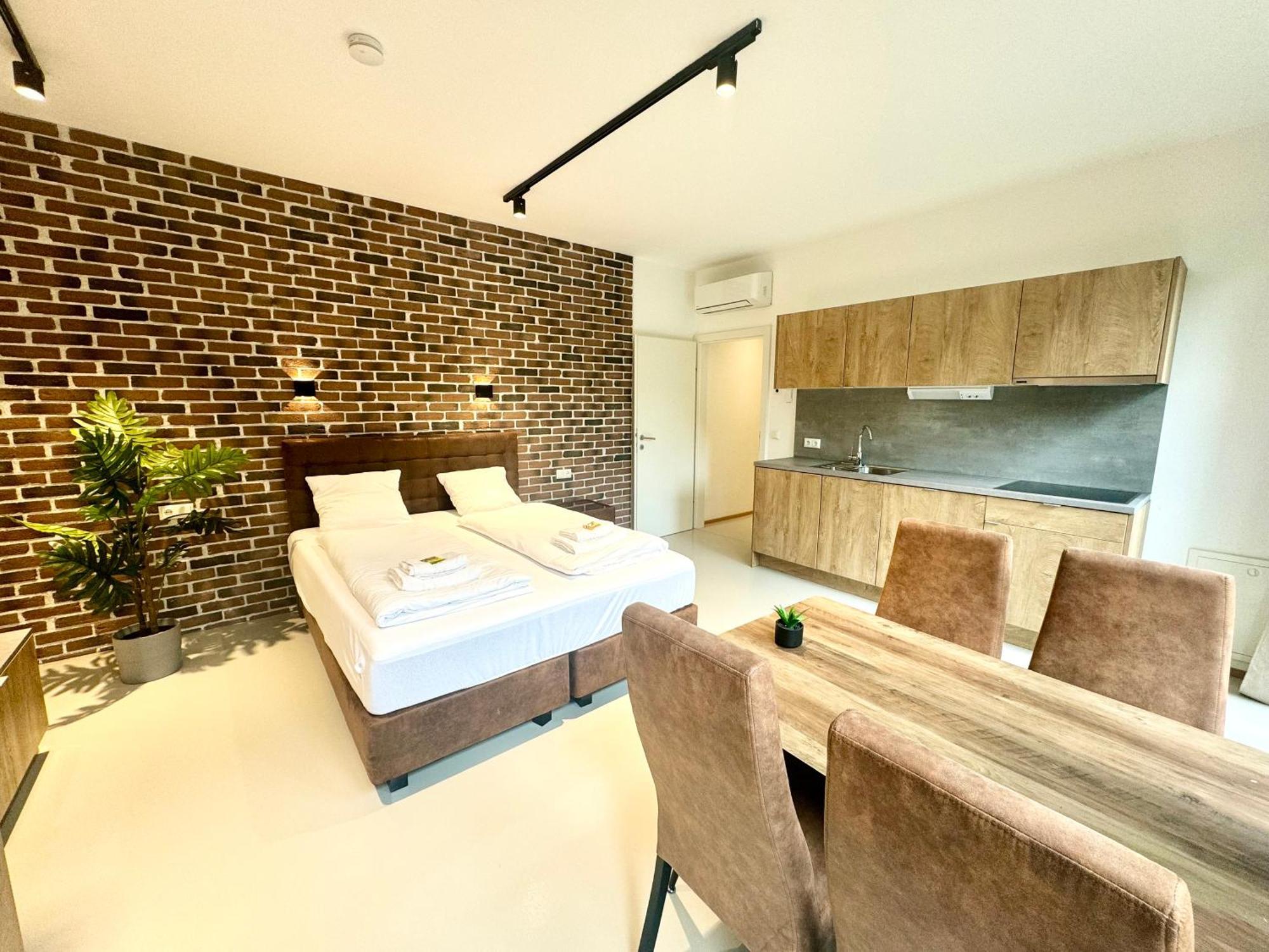 Apartamento Moebliertes Mit Terrasse *